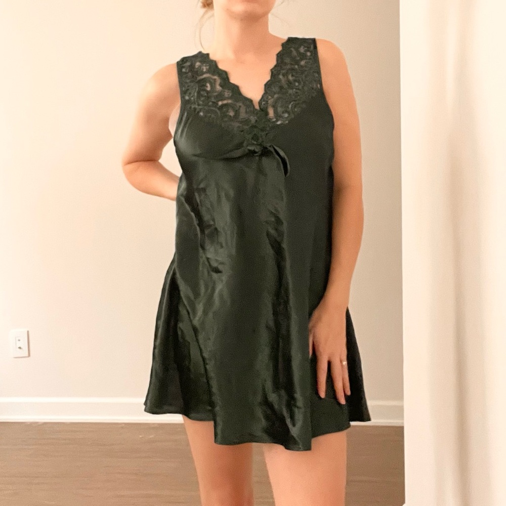 Vintage Satin Green Chemise with Lace Trim